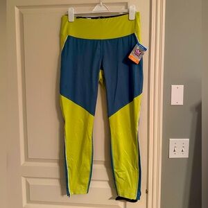 Columbia Omni Wind block winter leggings. Size L.
